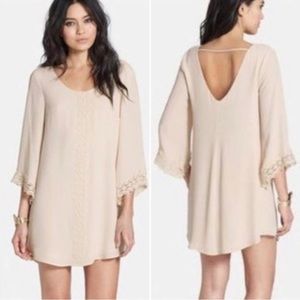 Astr Beige Lace Trim Dress ▫️⚜️🤍